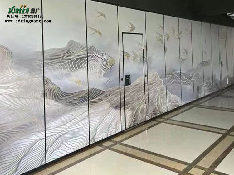 濰坊活動隔斷廠家酒店活動隔斷墻，展廳折疊推拉門，移動屏風高隔